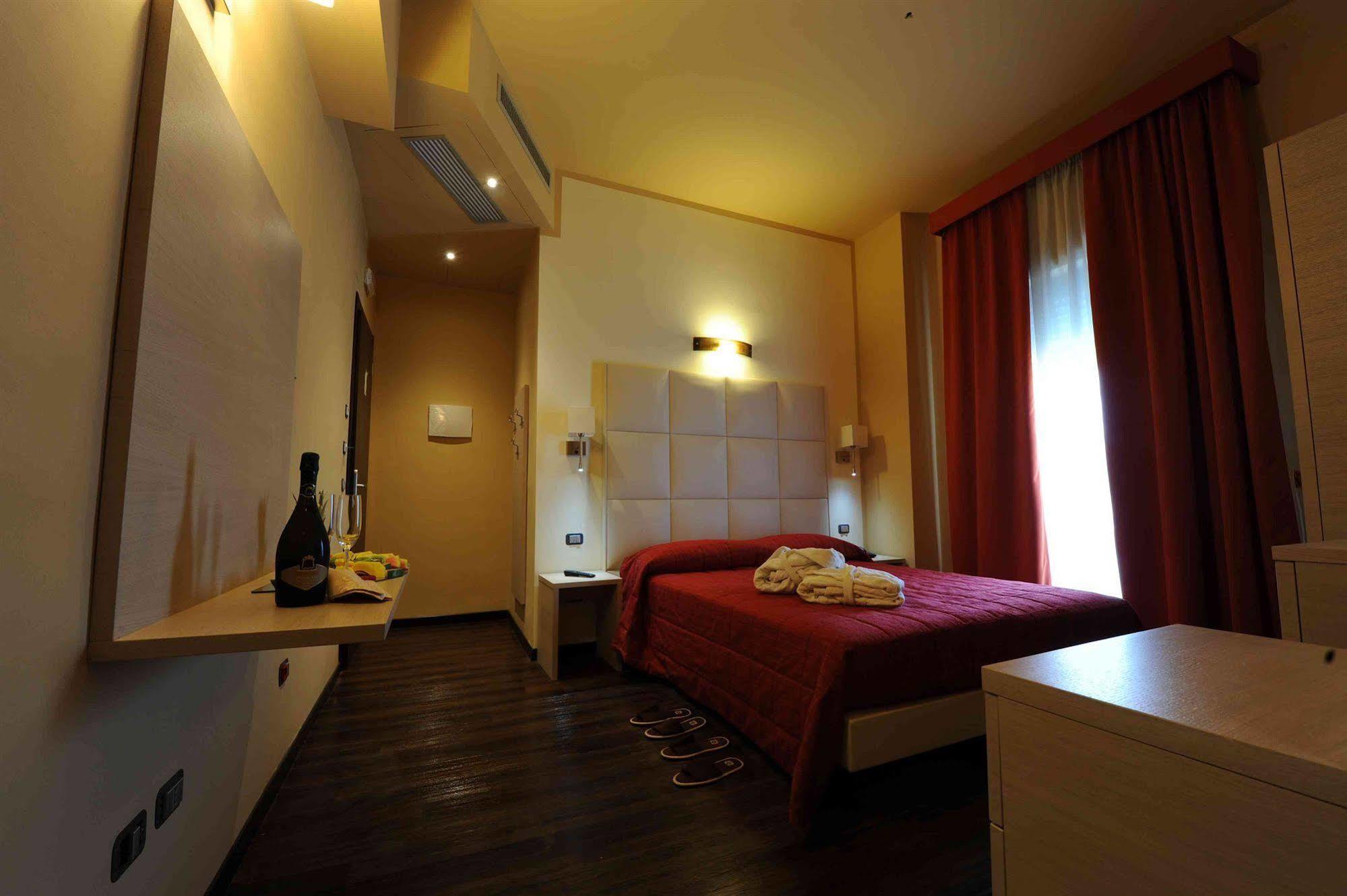 Maiorano Boutique Hotel Manfredoine Extérieur photo